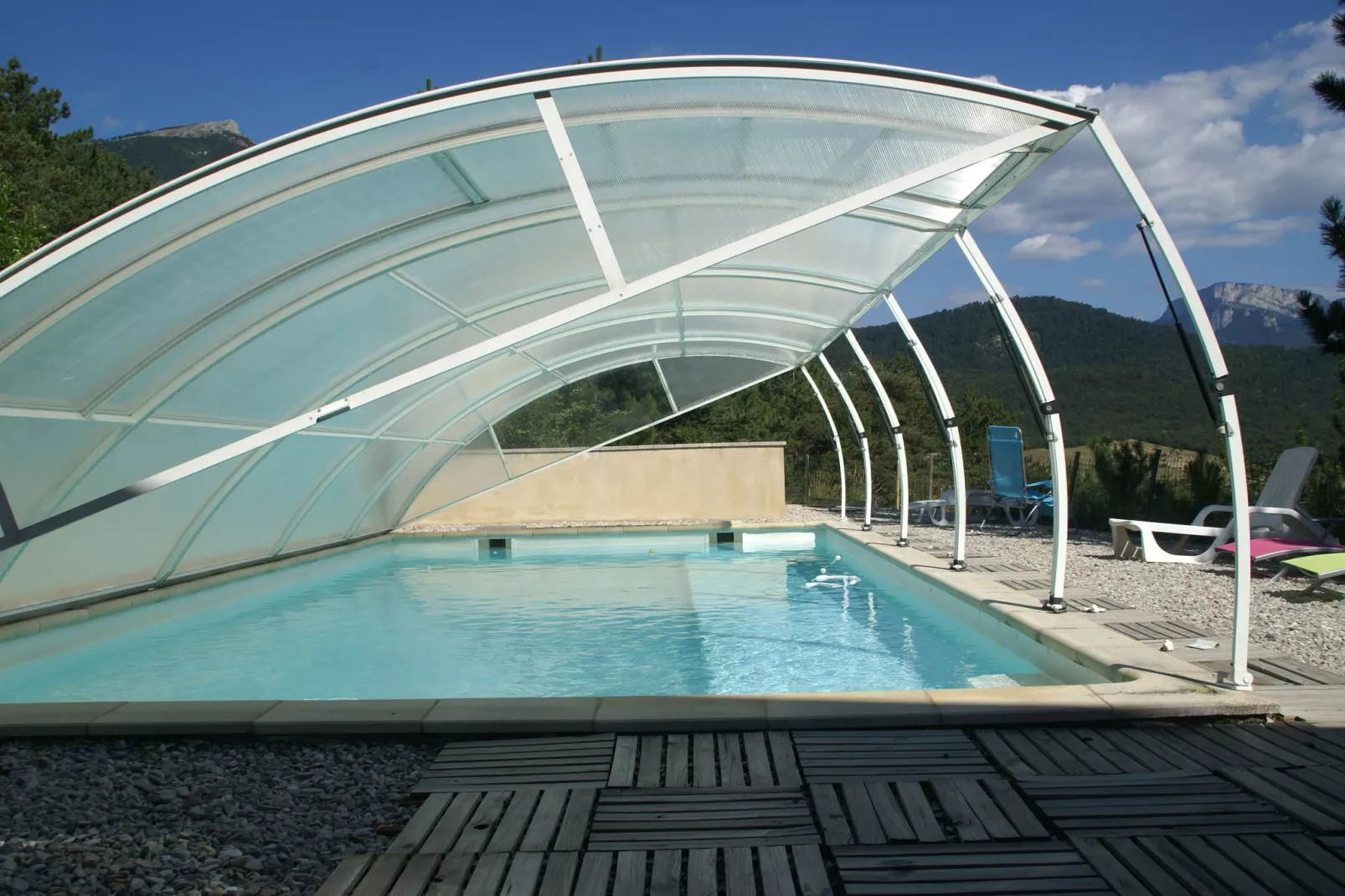 poolofhouse