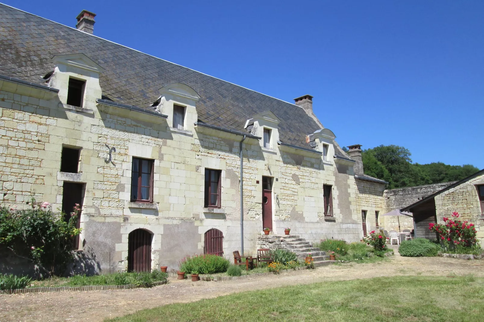 Domaine de Cessigny-Buitenkant zomer