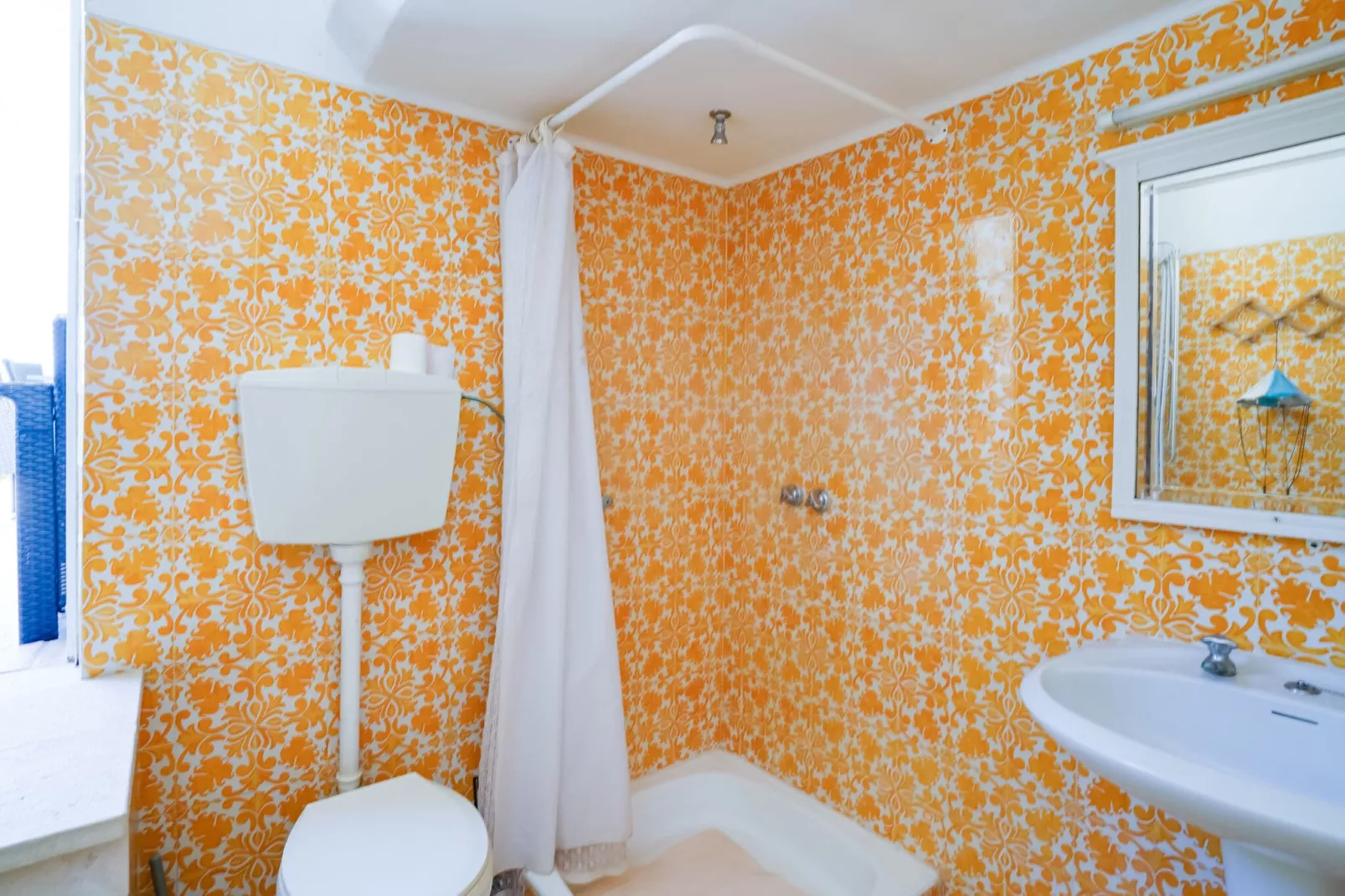 Villa Balaia-Badkamer