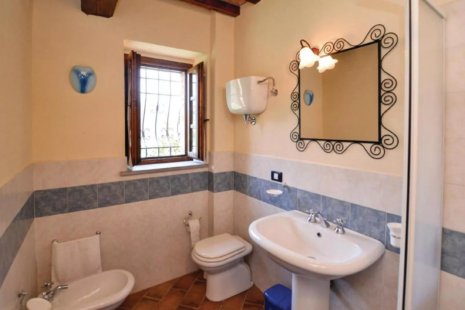 La Quiete di Montalbano-Badkamer