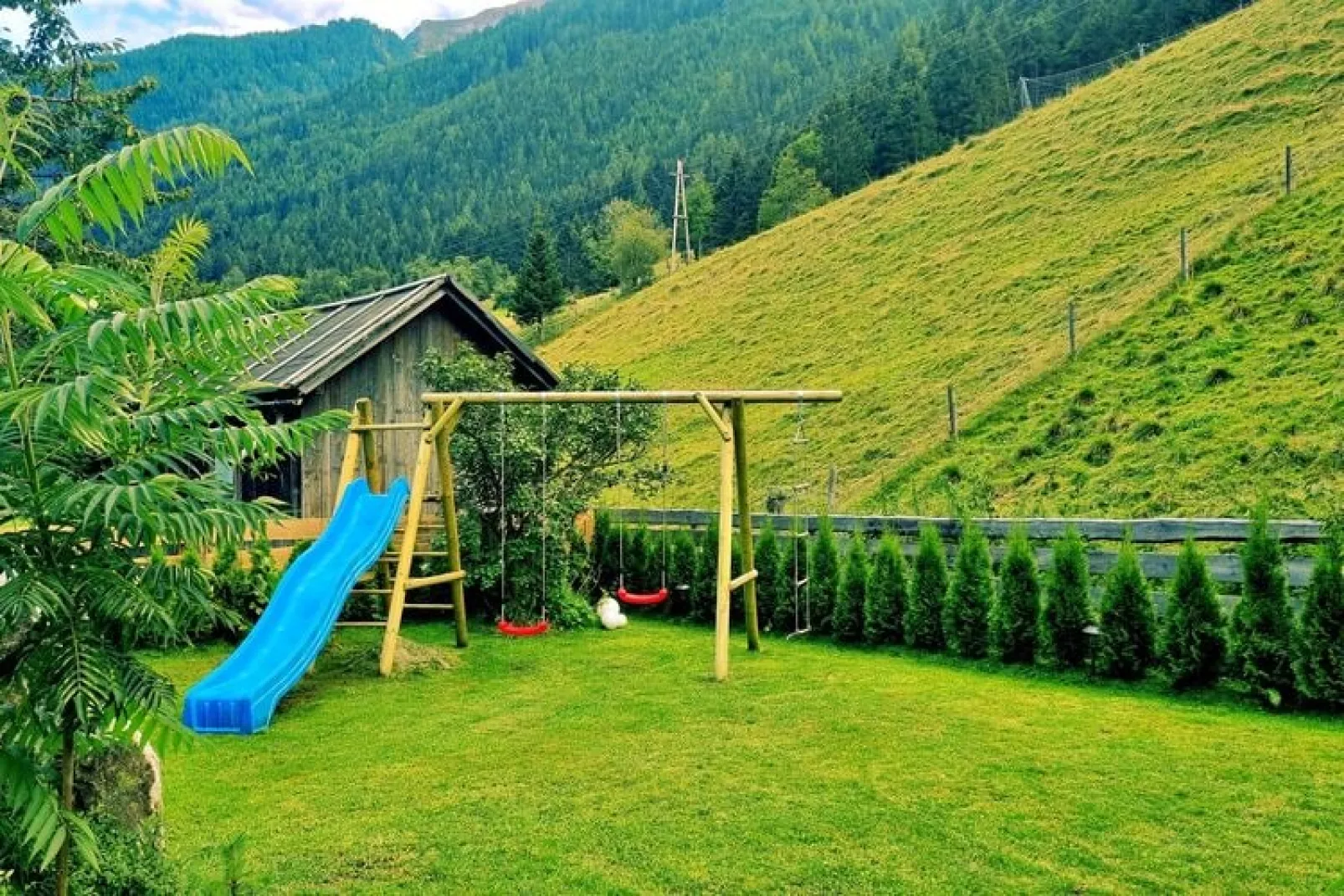 Ferienhaus Krapflgeusche-Tuinen zomer