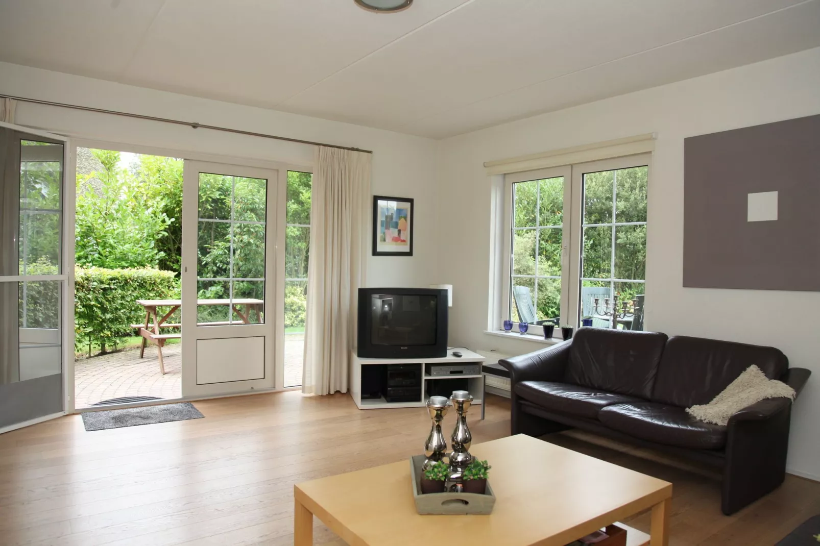 Villapark De Weerribben 2-Woonkamer
