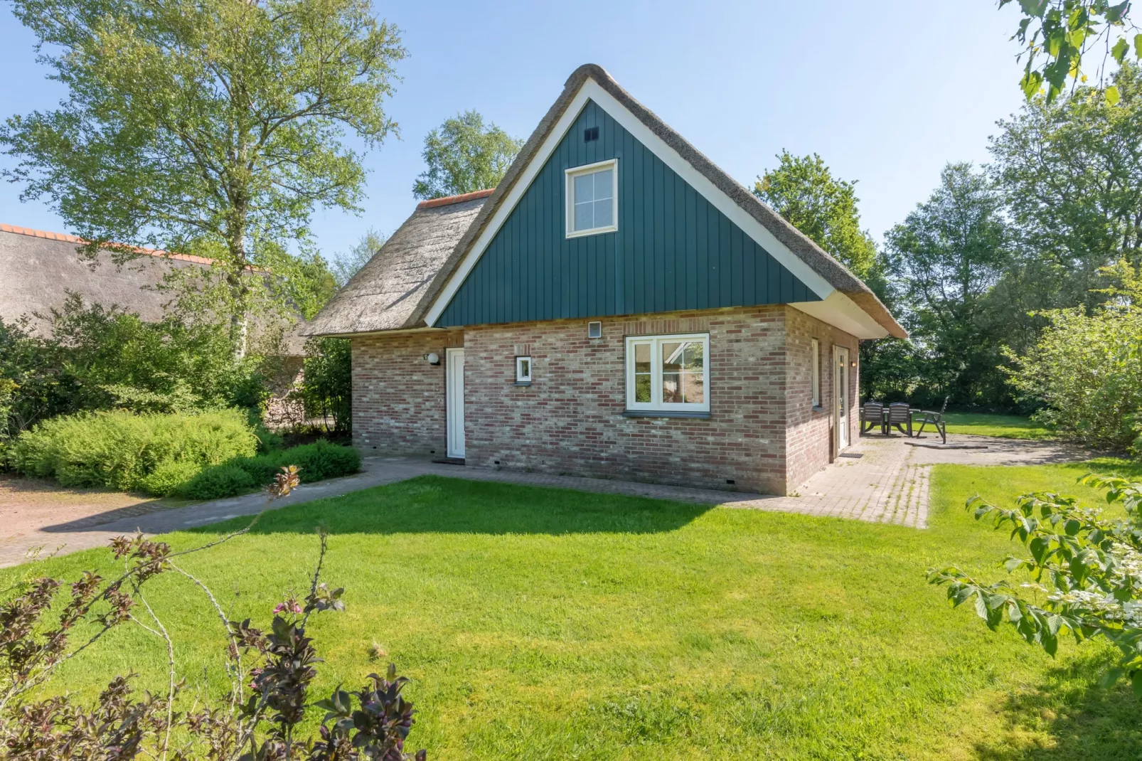 Villapark De Weerribben 1-Buitenkant zomer