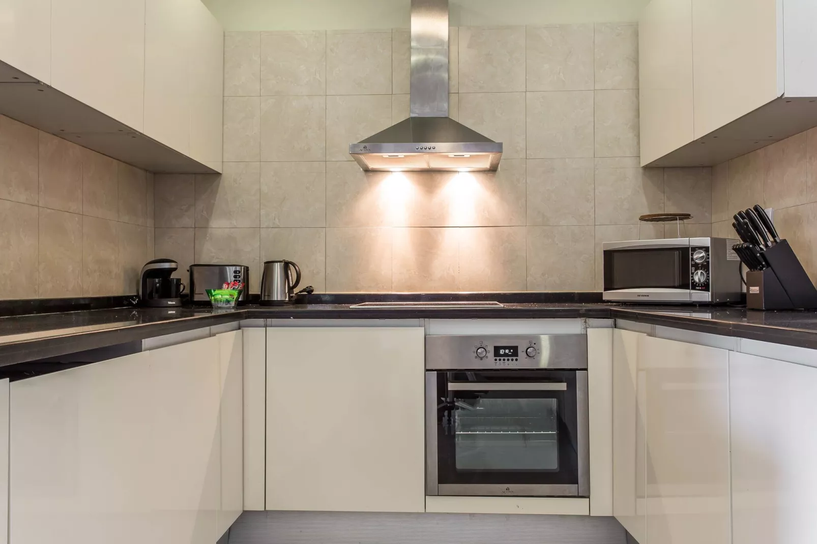 Appartement 2 bedroom-2 bathroom-Keuken