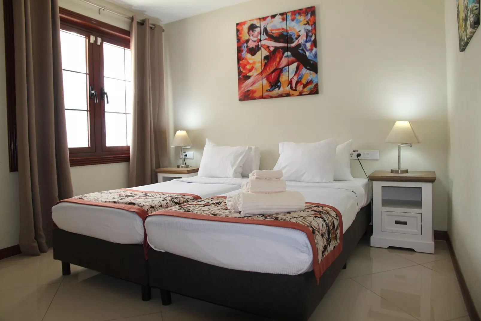 Appartement 3 bedroom-2 bathroom-Slaapkamer