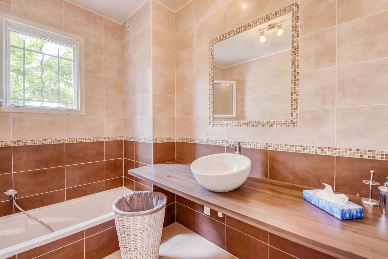 Villa Porthos-Badkamer