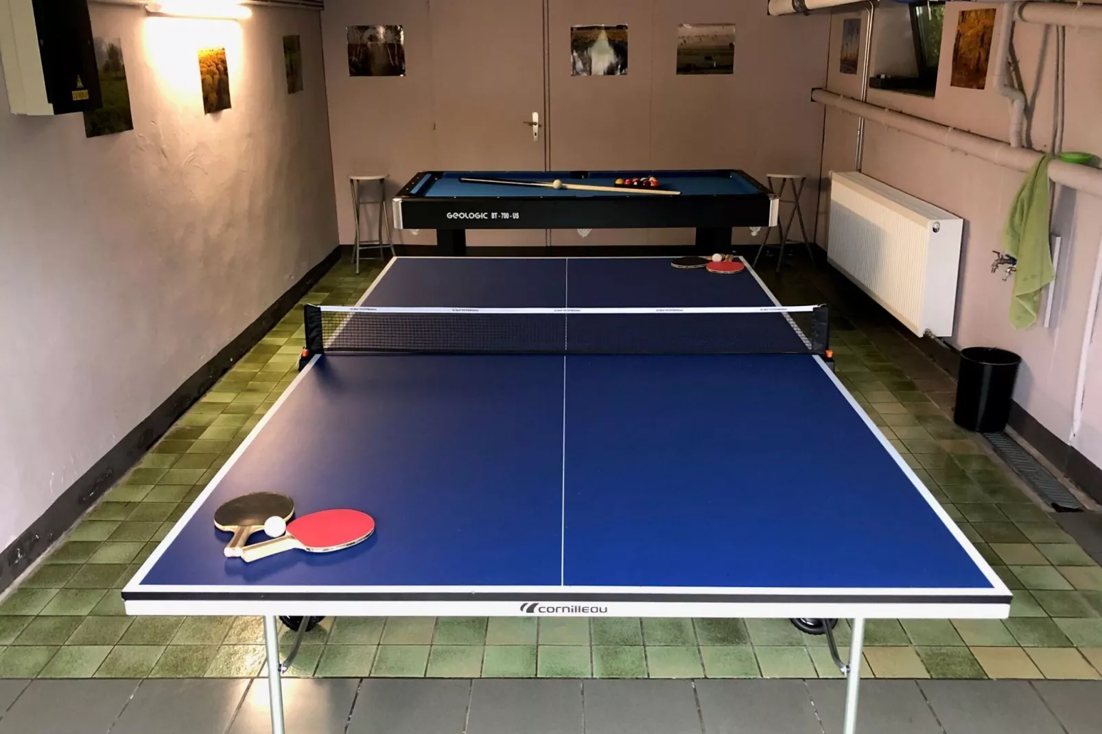 Adré l'Charles-Recreatieruimte