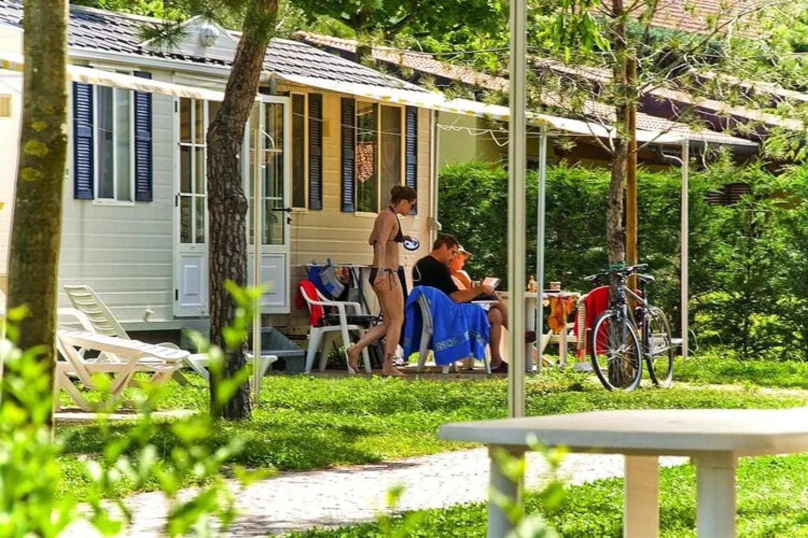 Mobile Homes Del Garda Village, Peschiera-Dalia-Tuinen zomer