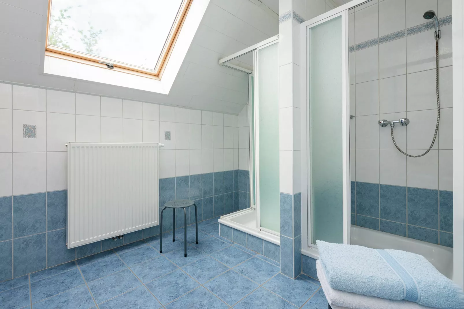 Les Bouleaux-Badkamer