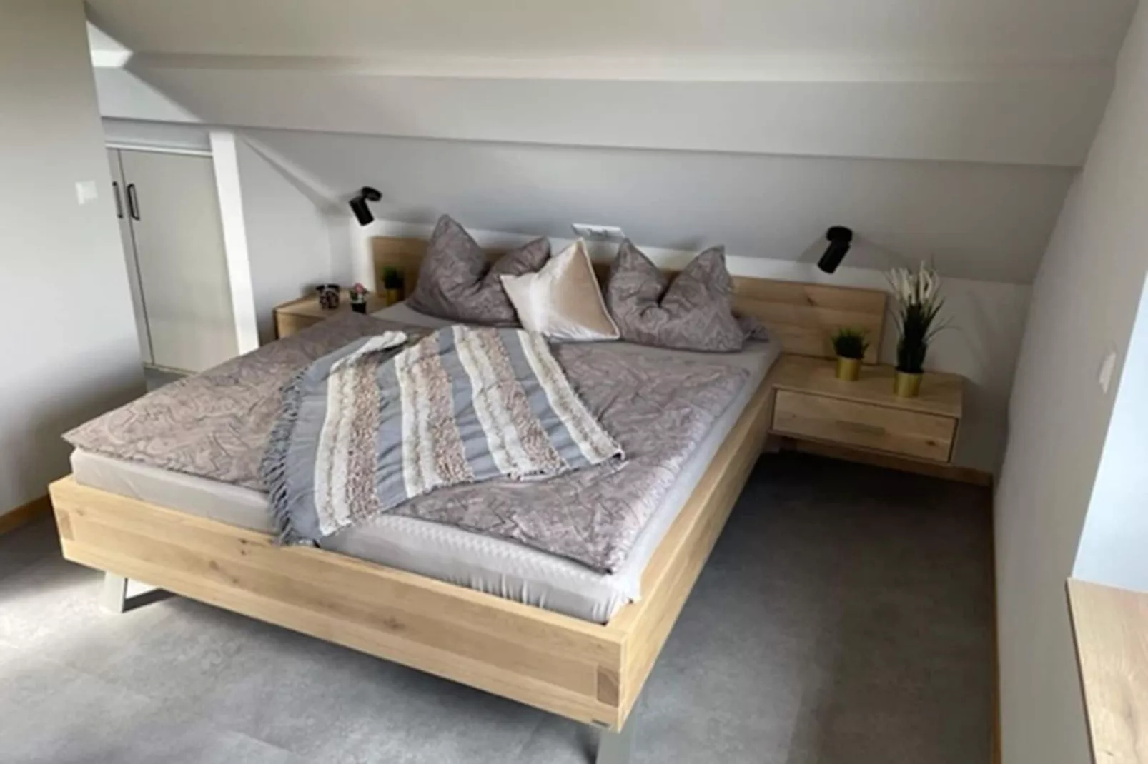 FeWo in Monschau Zimmermanns 1 in Monschau-Mützenich-Slaapkamer