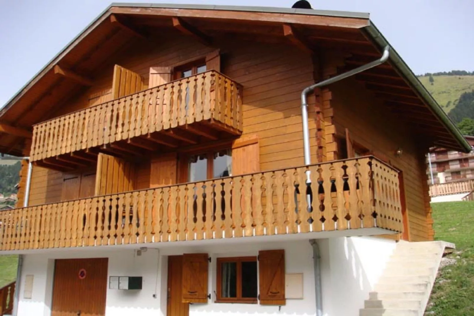 Moderne vakantiehuis in Châtel met balkon