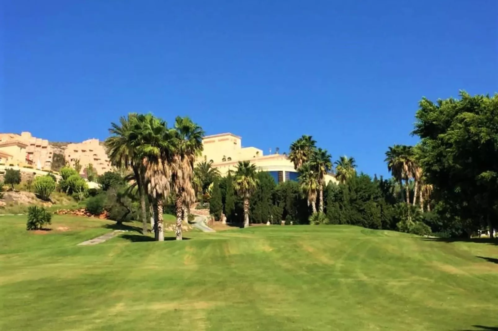Apartamento Bajo Envía Golf