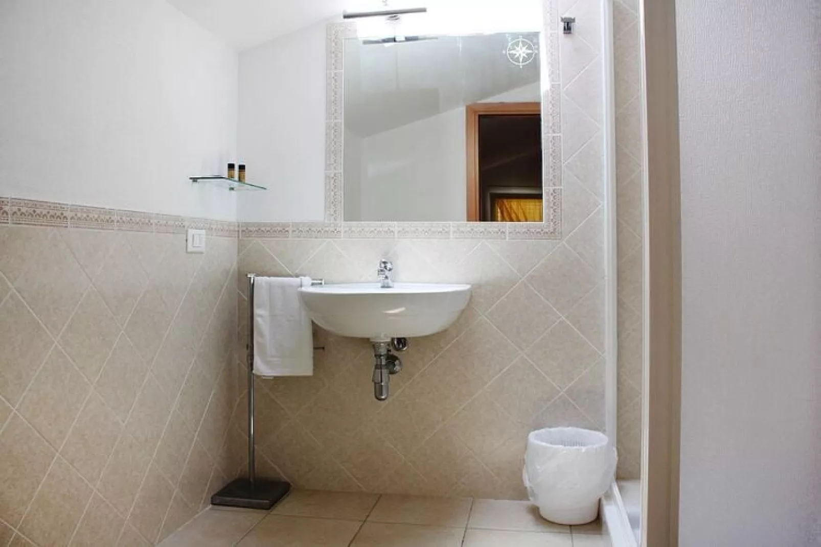 Holiday residence Rosa dei Venti, Vada-Bilocale 4 piano terra Mezzogiorno (+extras)-Badkamer