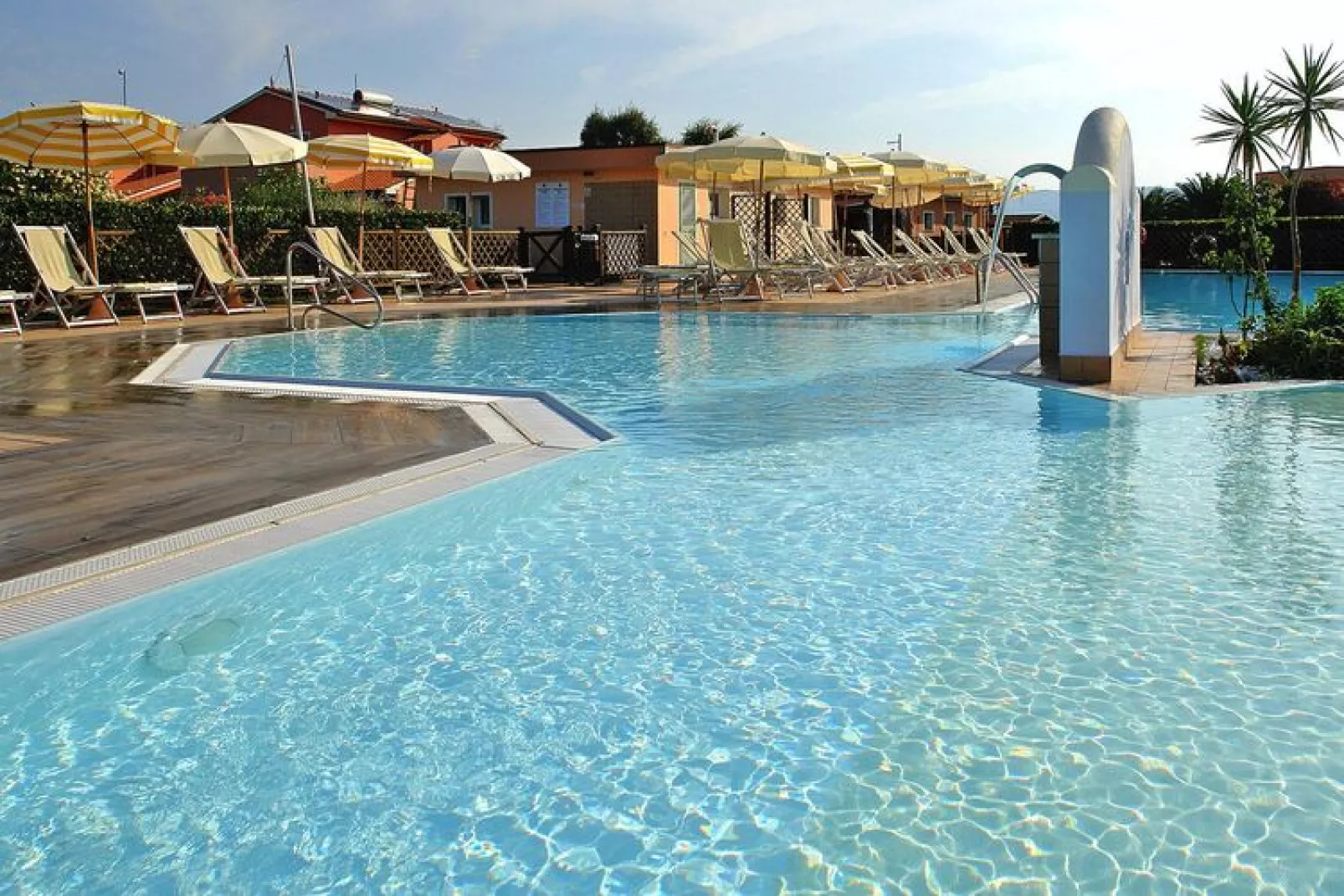 Holiday residence Rosa dei Venti, Vada-Trilo 6-piano terra e 1 piano tramontana (+extras)-Zwembad