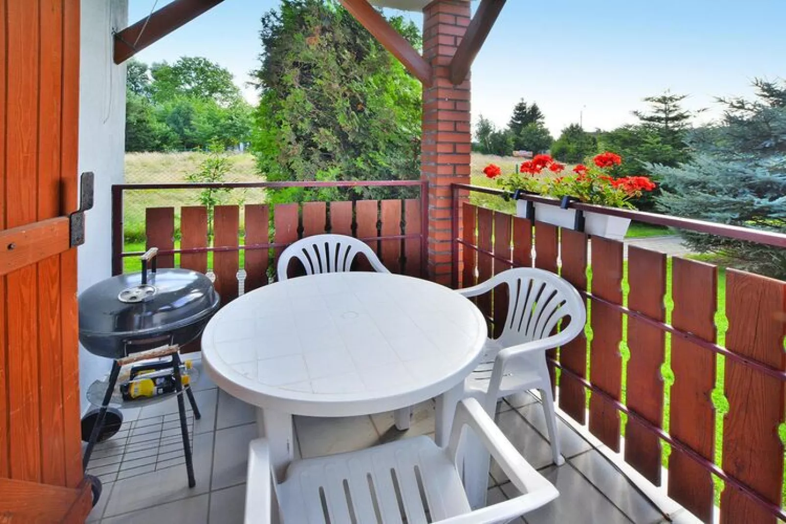 Pietrowy dom wakacyjny dla 8 osób 100 m2 Wicie-Terrasbalkon