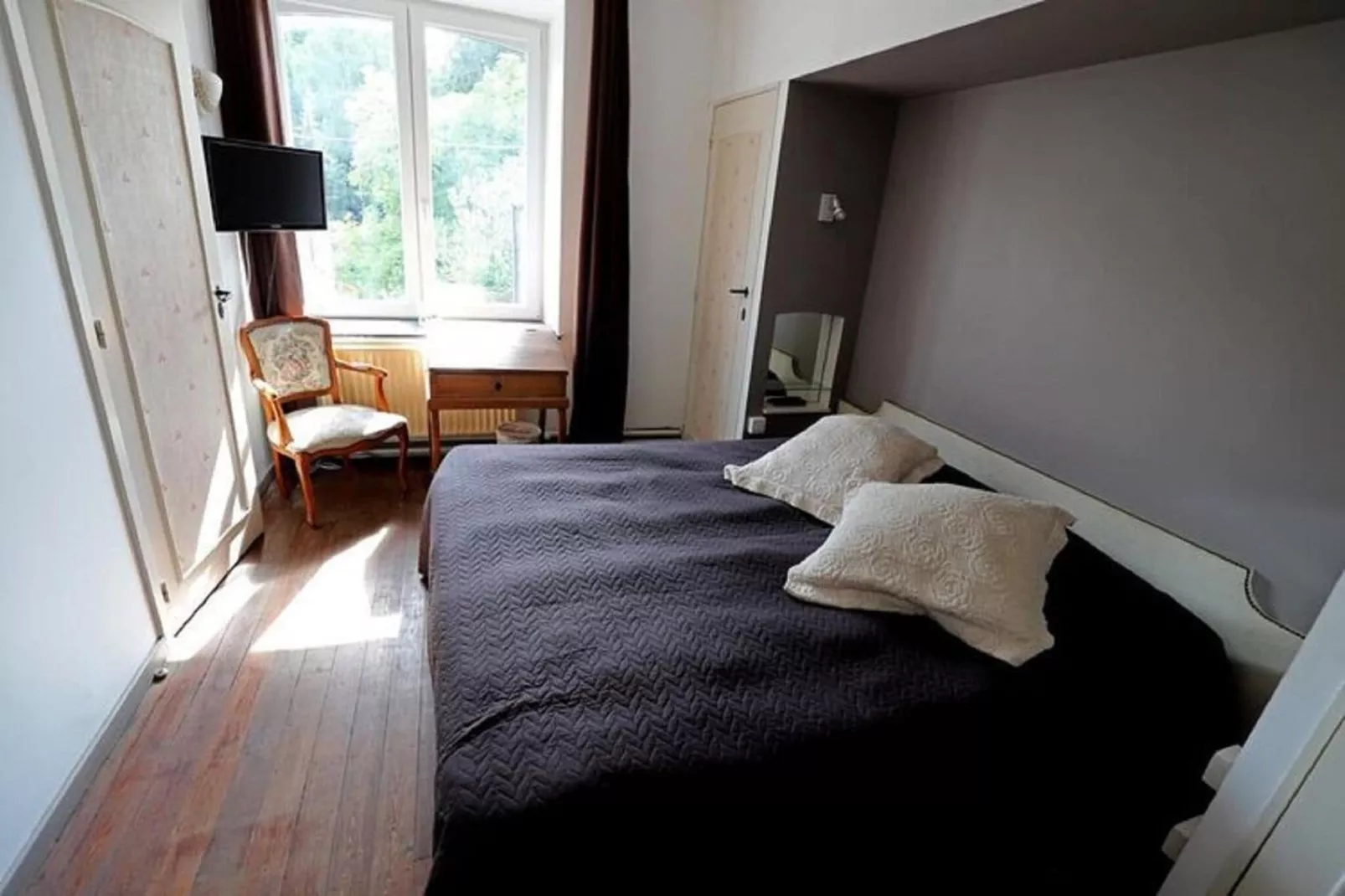 Domaine Le Ry d'Ave-Slaapkamer