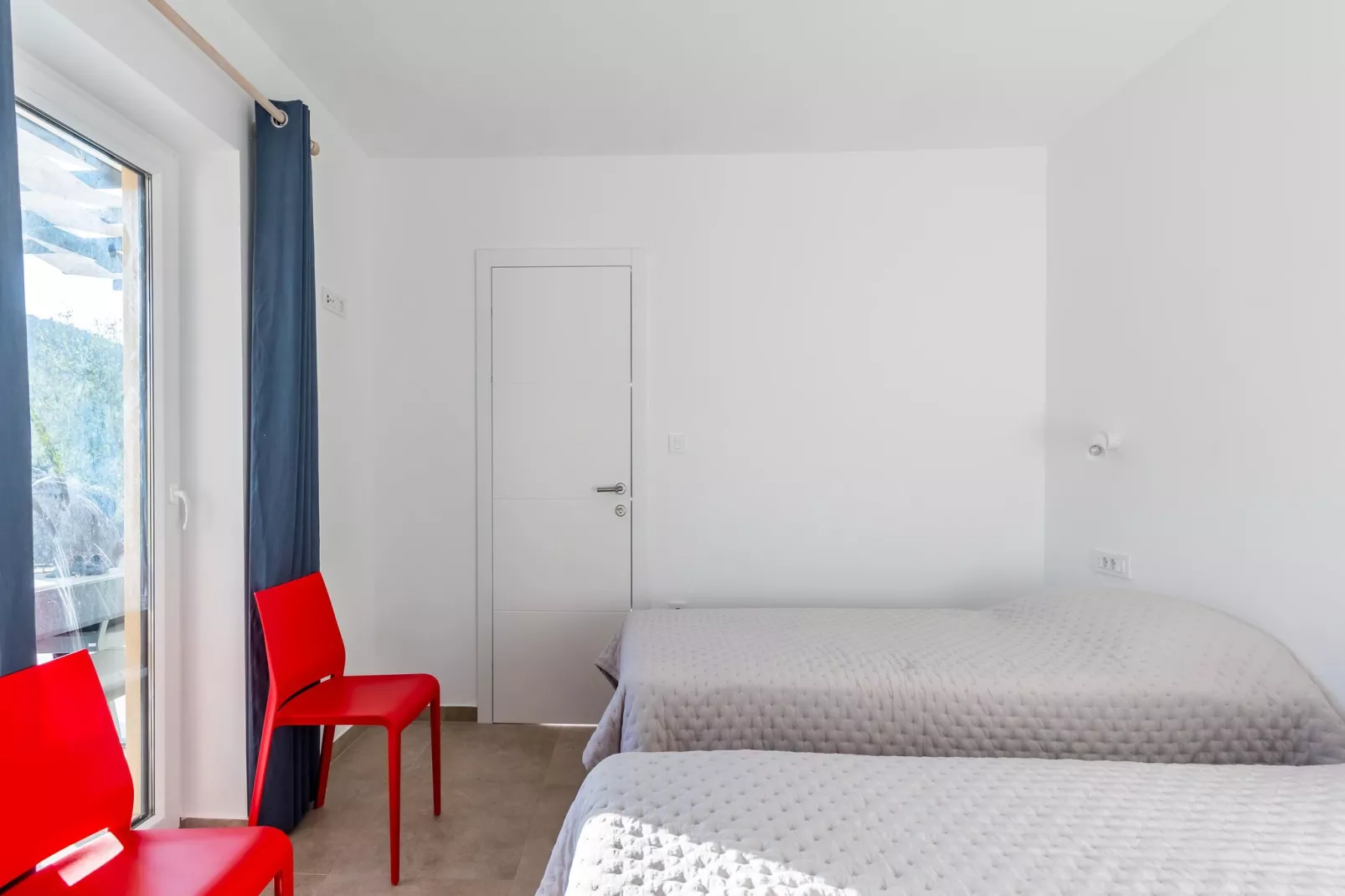 Vakantiehuis in Bilice met zwembad - Slaapkamer