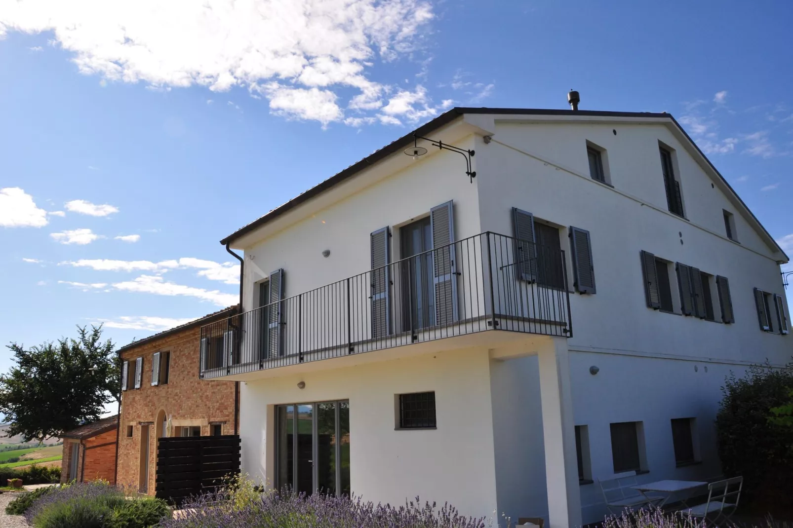 Il Sogno delle Api-Buitenkant zomer