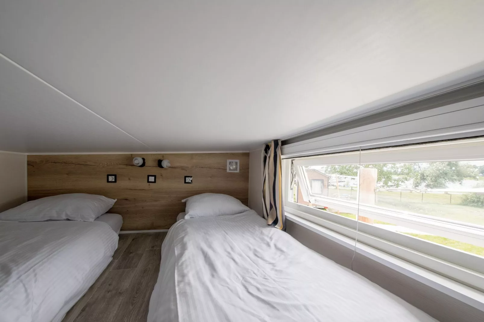 Vakantiepark Eiland van Maurik 9-Slaapkamer