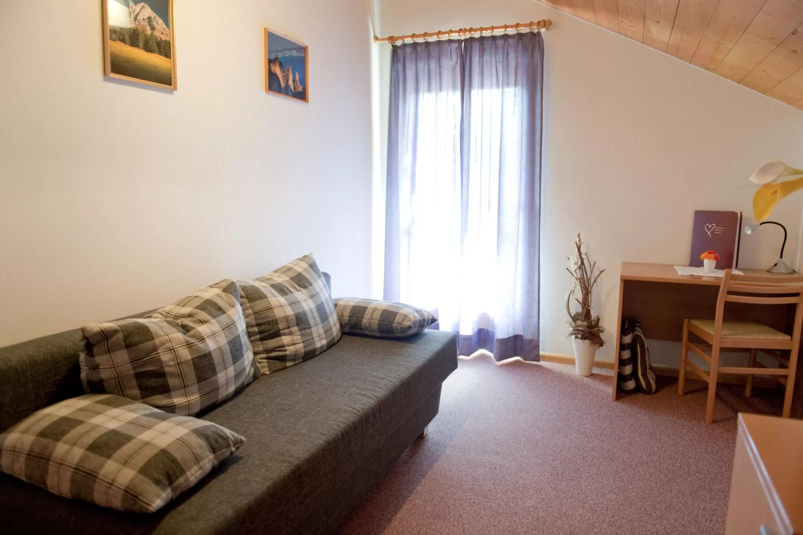 Niedermunthof Villnöß - Fermeda-Woonkamer