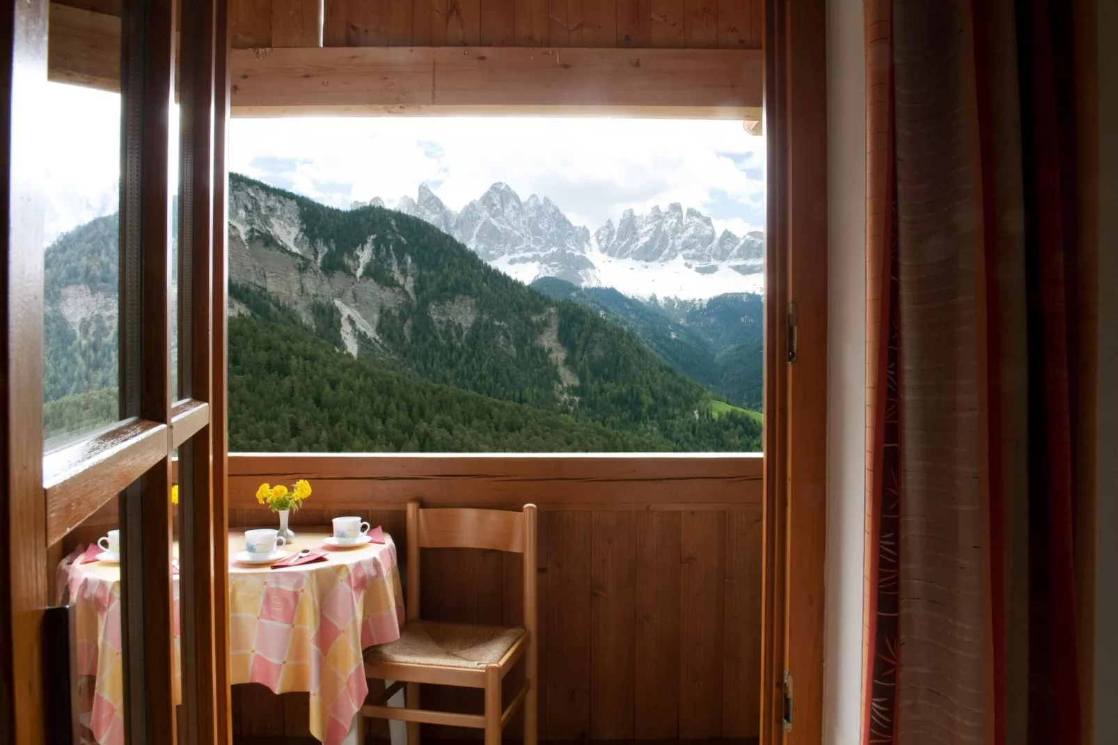 Niedermunthof Villnöß - Fermeda-Terrasbalkon