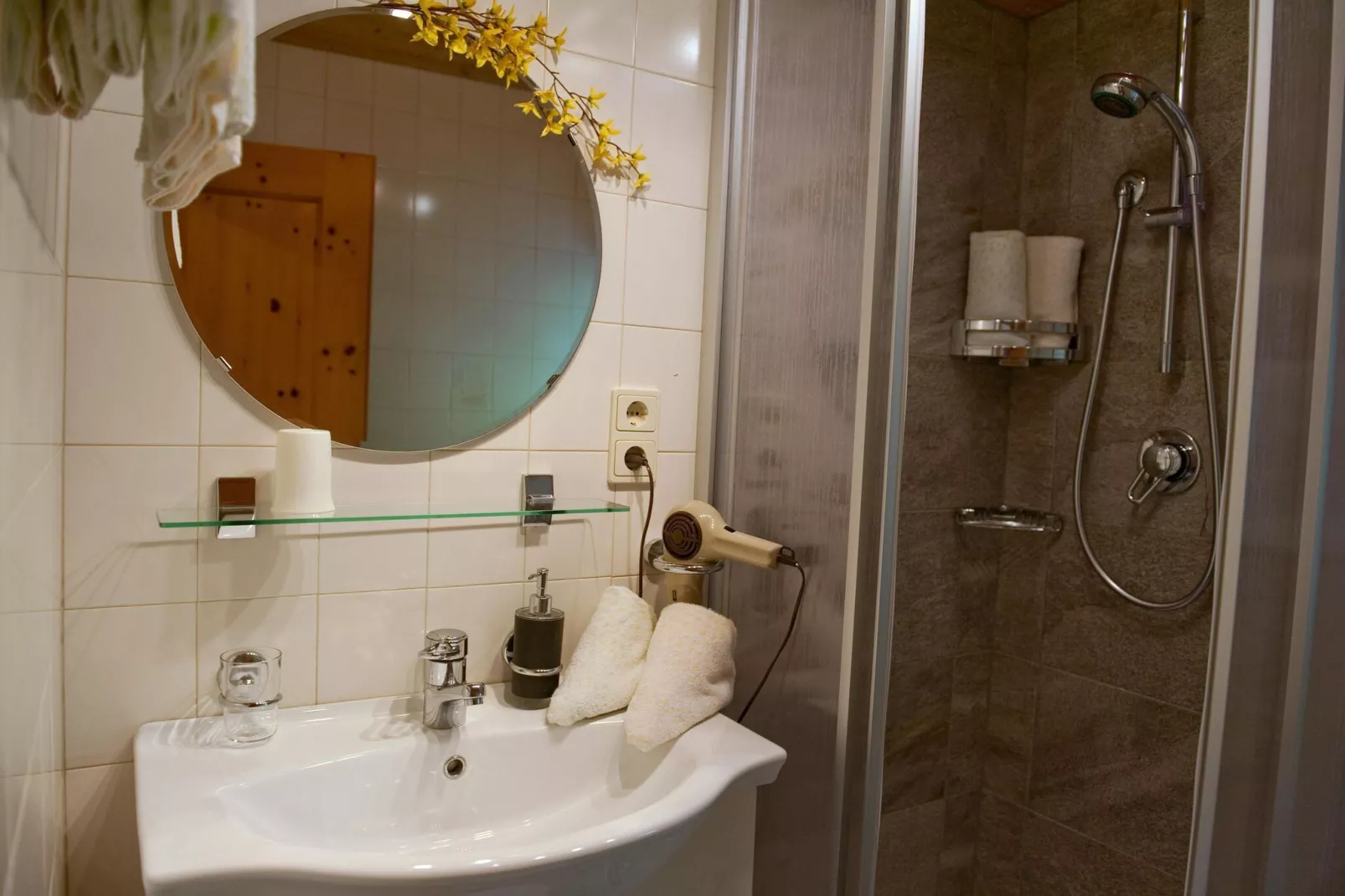 Niedermunthof Villnöß - Fermeda-Badkamer