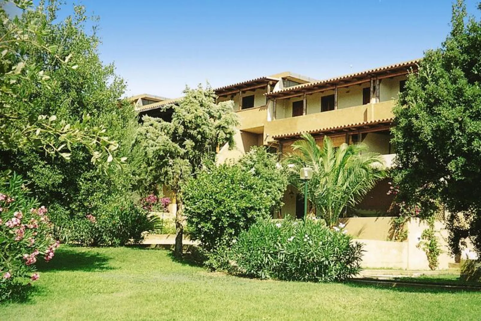 Holiday residence Sa Jaga Brujada Porto Rotondo - 2 room B Bilo-Buitenkant zomer