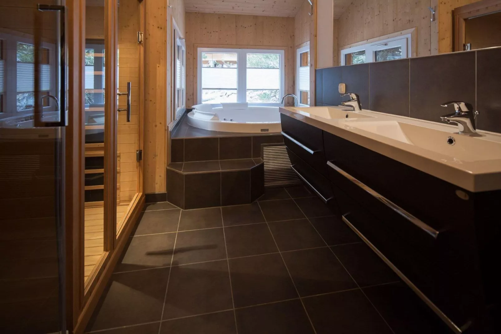 Alpenpark Turrach 6-Badkamer