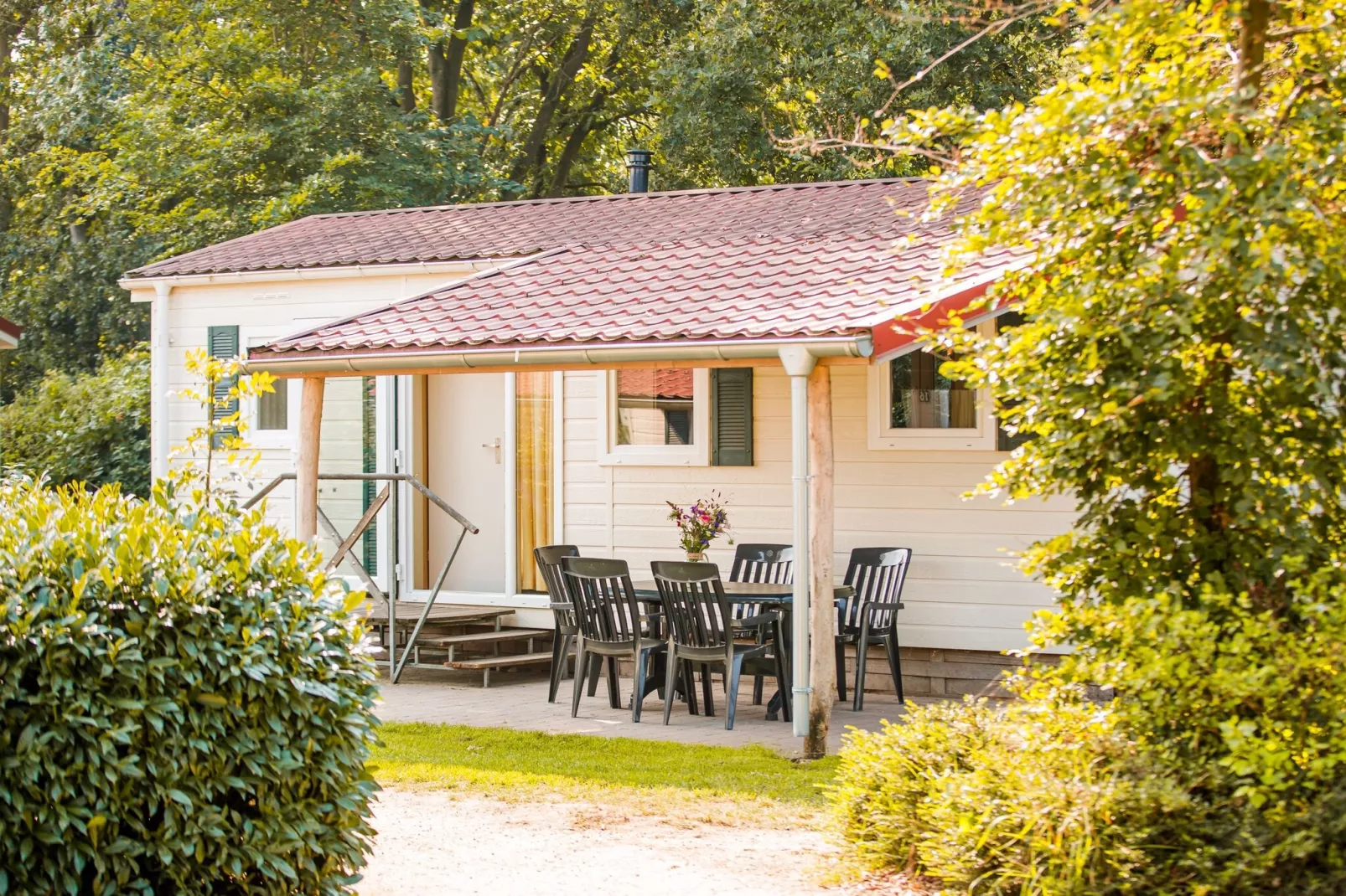Vakantiepark Leukermeer 3-Buitenkant zomer