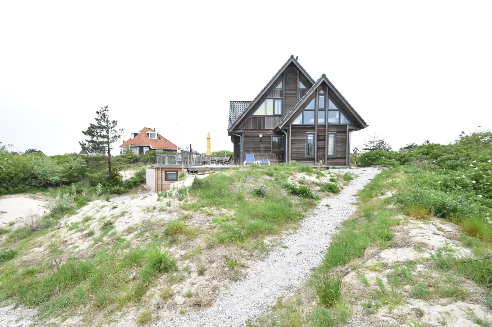 Villa Vlieland 10p-Buitenkant zomer