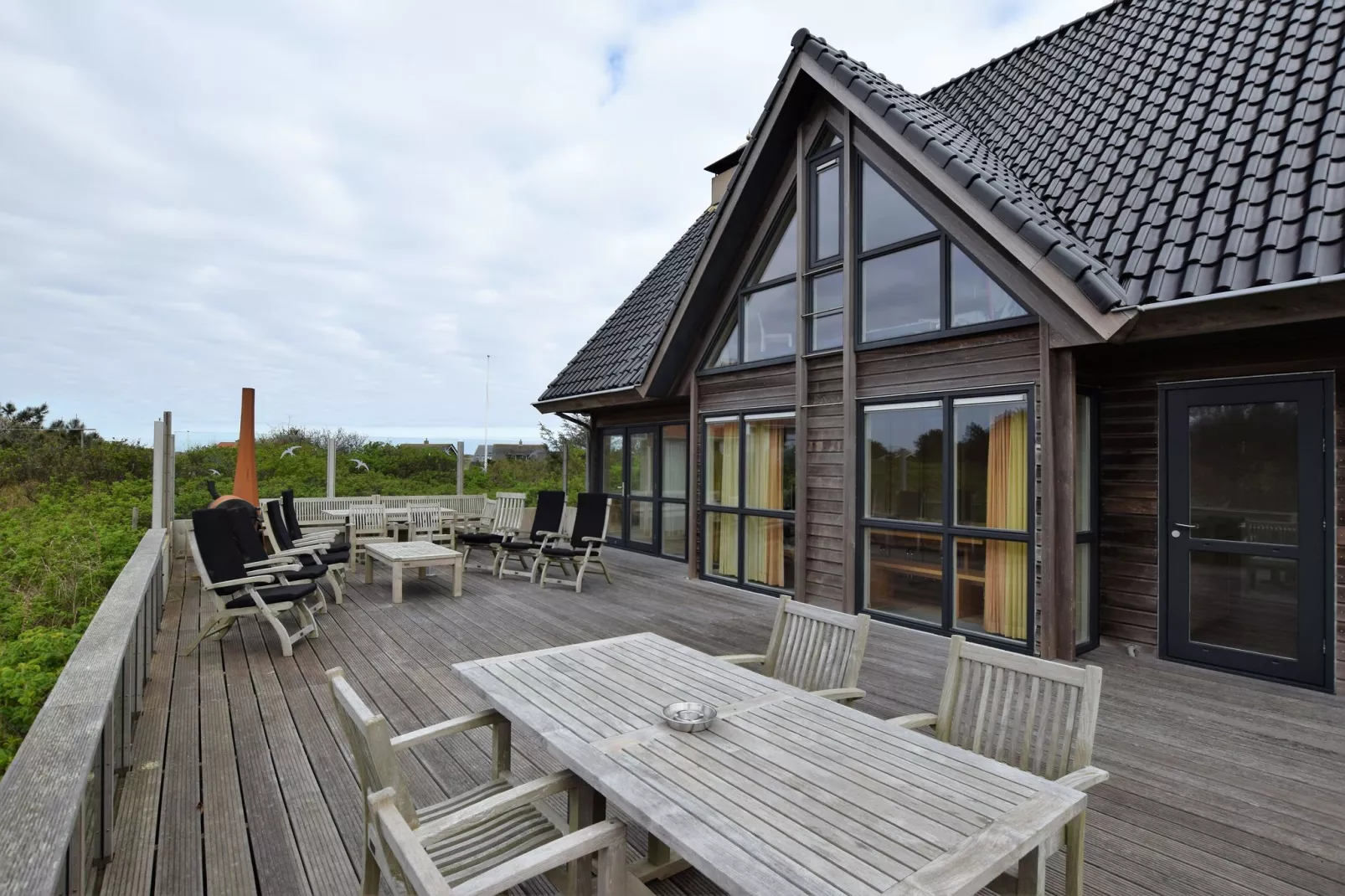 Villa Vlieland 10p-Tuinen zomer
