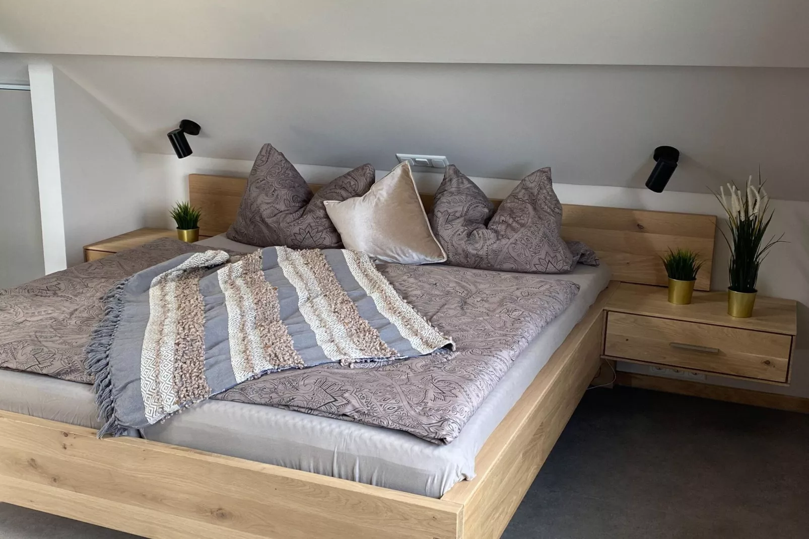 FeWo in Monschau Zimmermanns 1 in Monschau-Mützenich-Slaapkamer