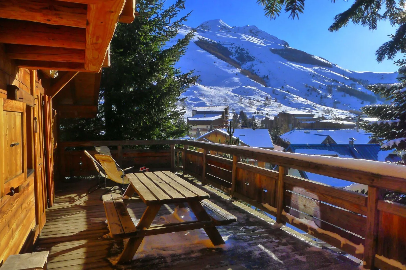 Chalet Les Alpages-Terrasbalkon
