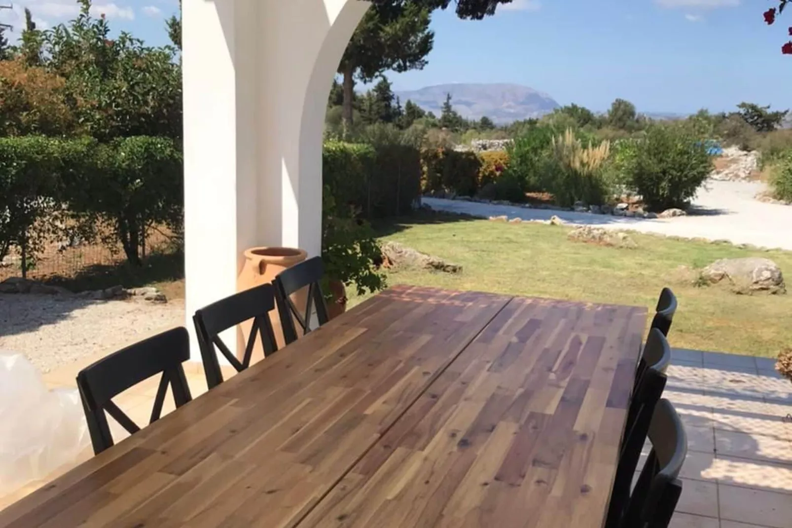 Villa Aloni-Terrasbalkon