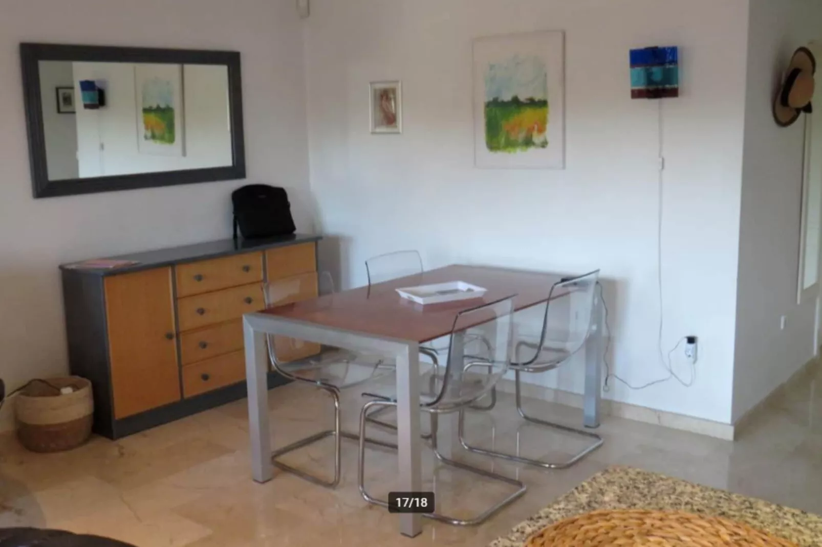 Pera - Eetkamer