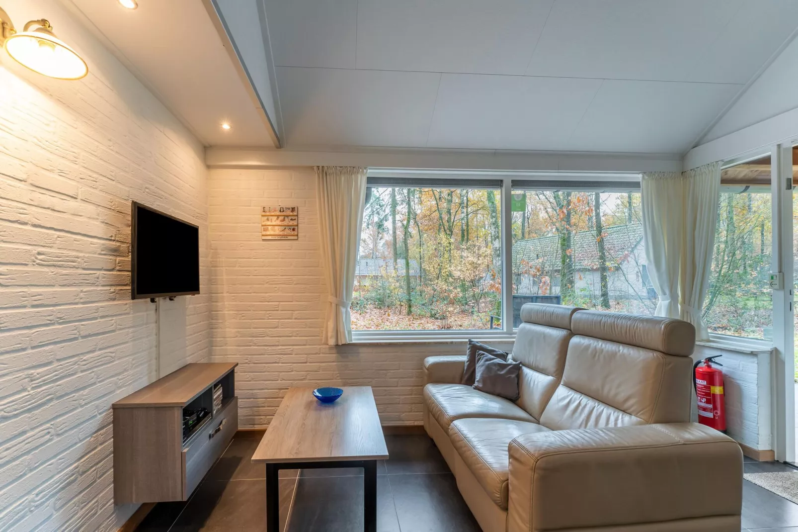 Vosseven 17 Wezel-Woonkamer