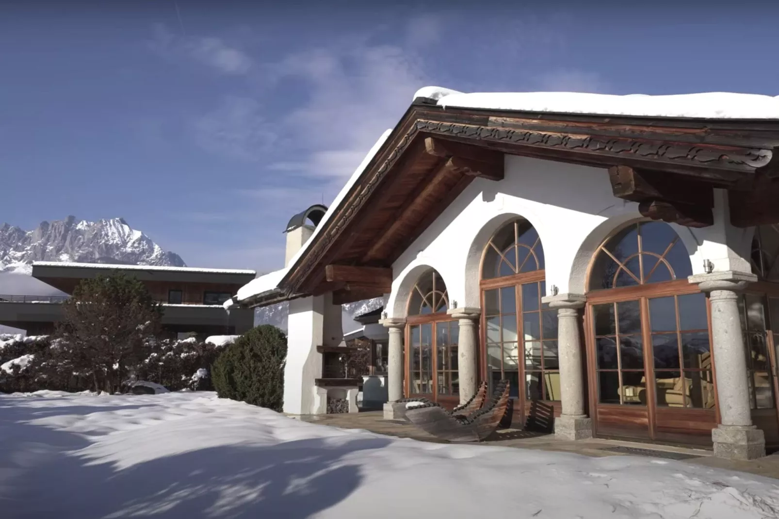 Luxury-Chalet in St Johann in Tirol-Exterieur winter