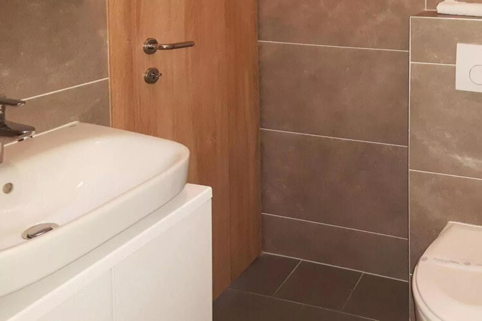 Holiday resort Jezera Village, Jezera-2-Raum-App., B2+2 New, ca. 36 qm, für 4 Pers.-Badkamer