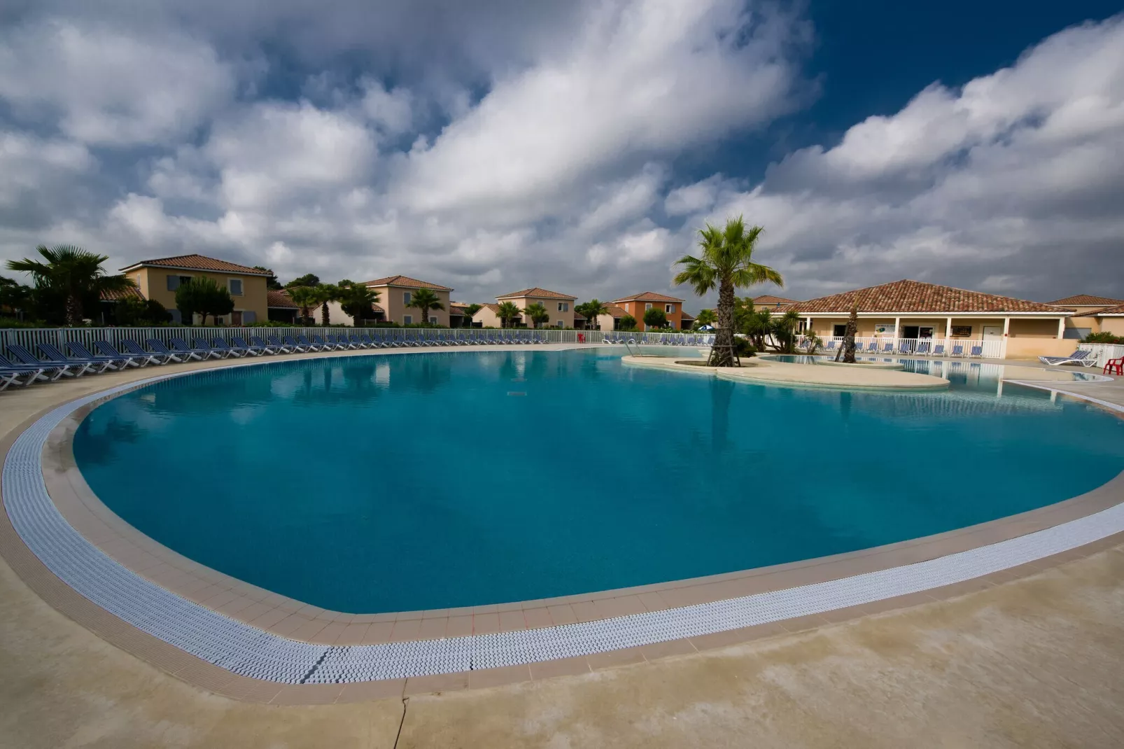 Le Domaine du Golf 6-Zwembad