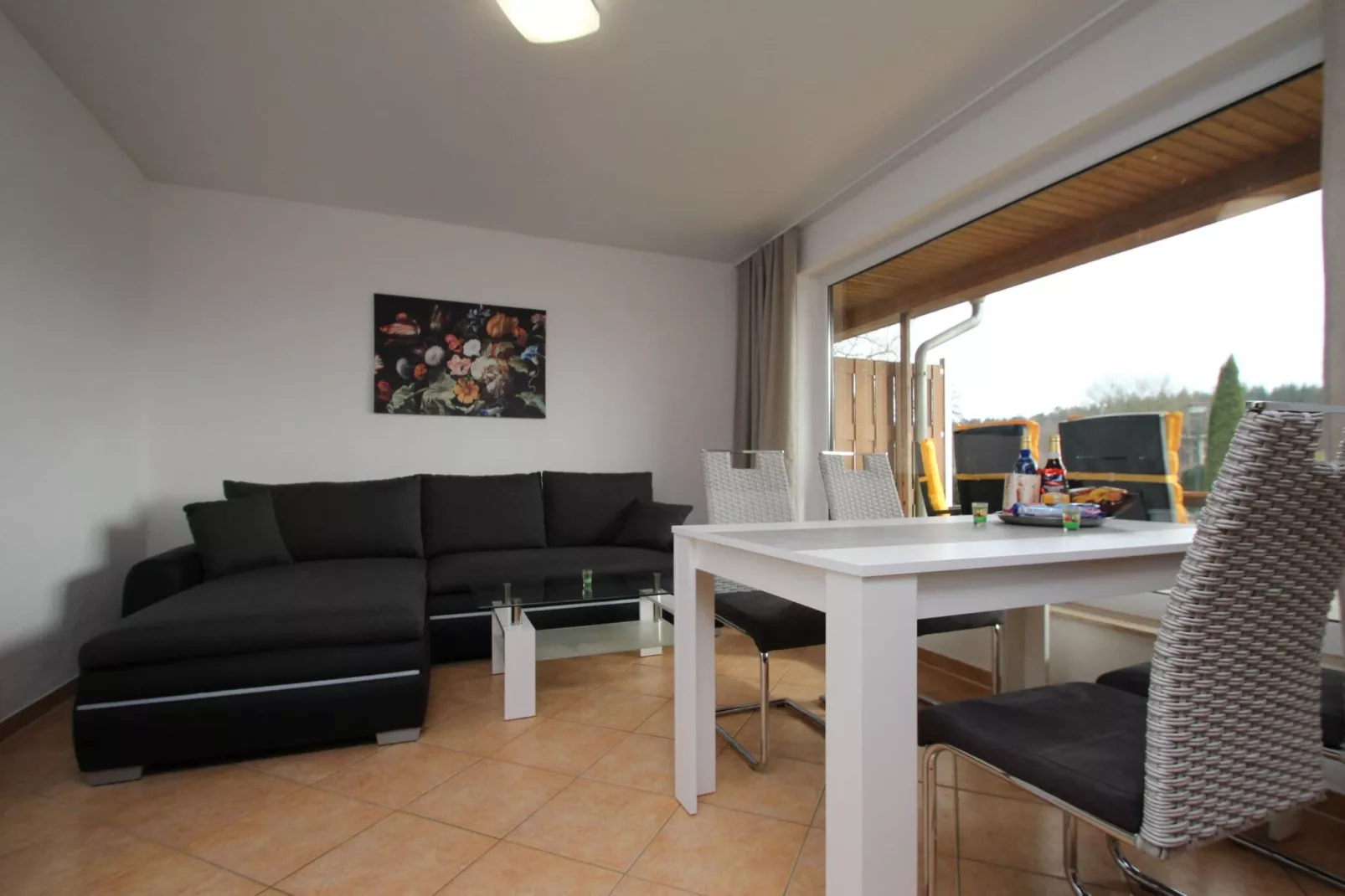 Reihenbungalow Nr 11 / Belegung 1-2 Personen-Eetkamer