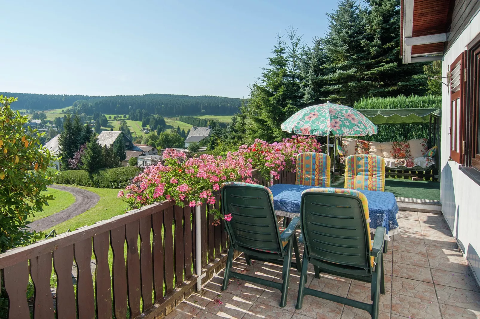 Thüringer Ferienhäuschen-Terrasbalkon