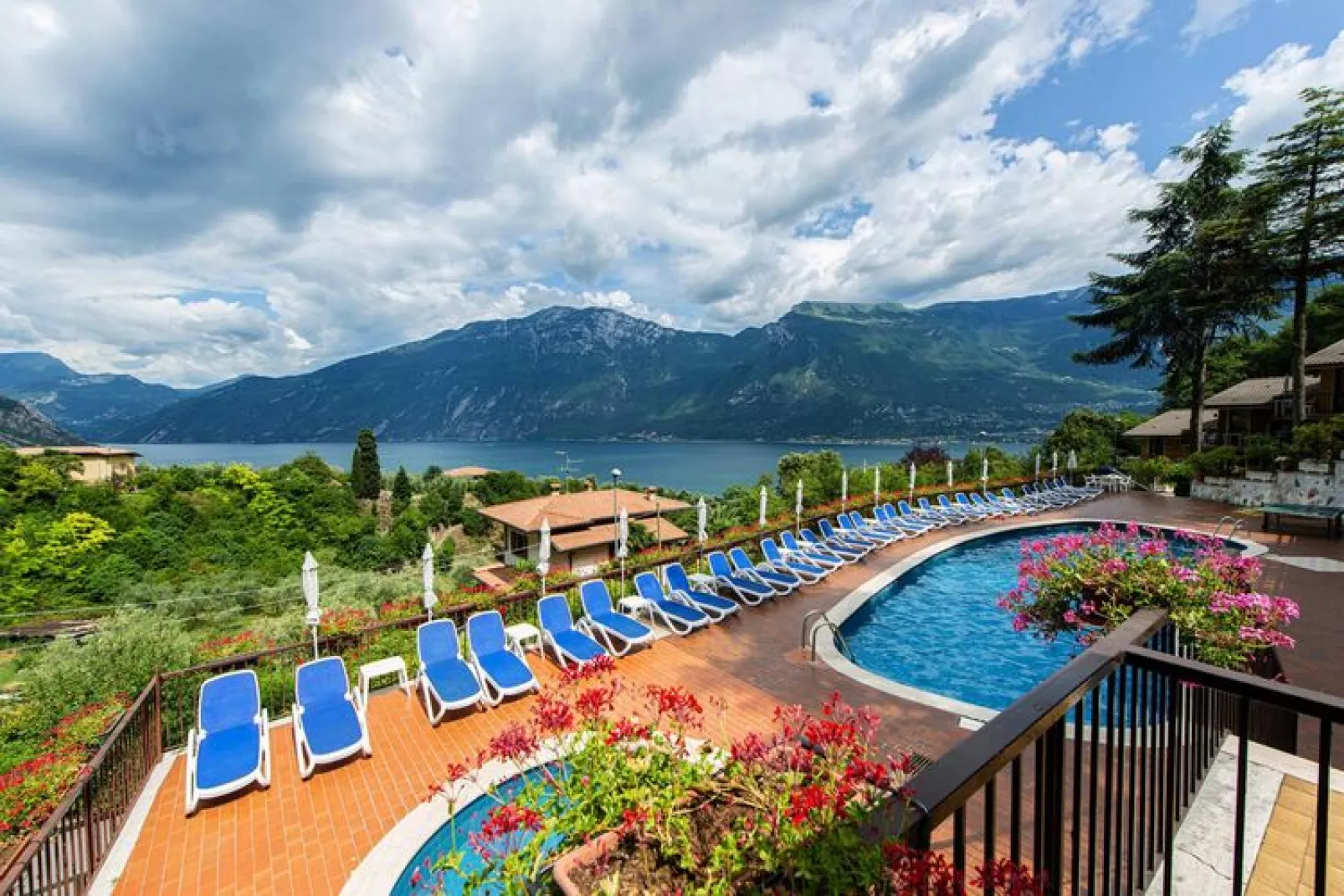 Residence Oasi, Limone sul Garda-trilo-Zwembad