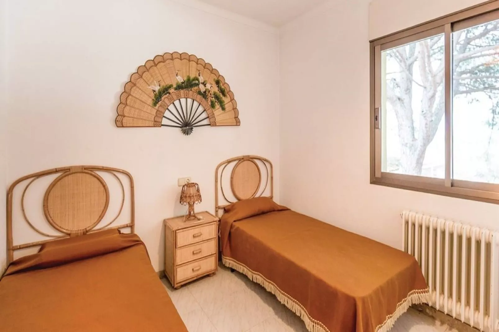 Casa con piscina y jardín L'Escala-Slaapkamer