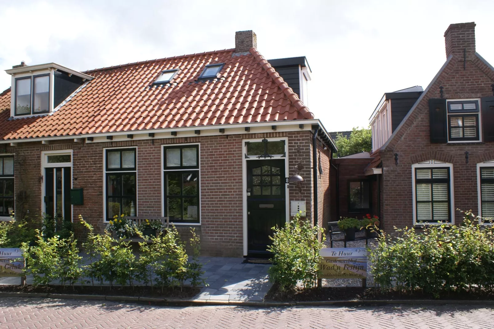 Waddenhuisjes Paesens-Buitenkant zomer