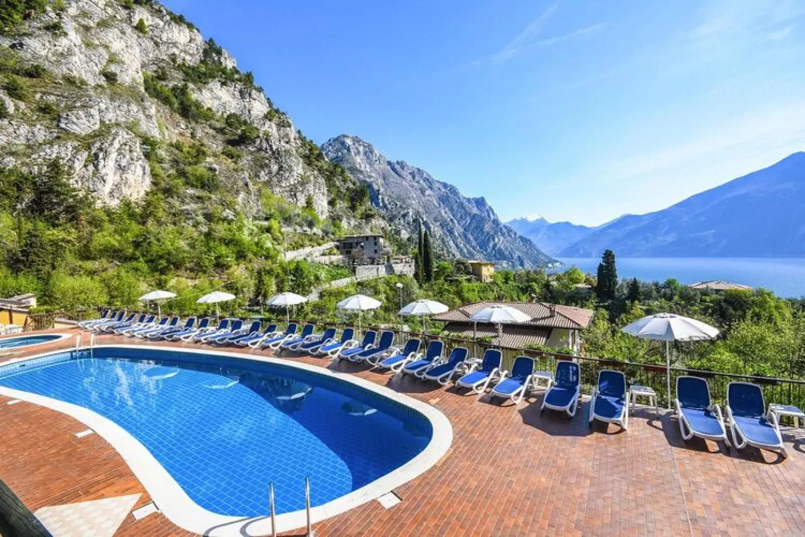 Residence Oasi, Limone sul Garda-trilo-Zwembad