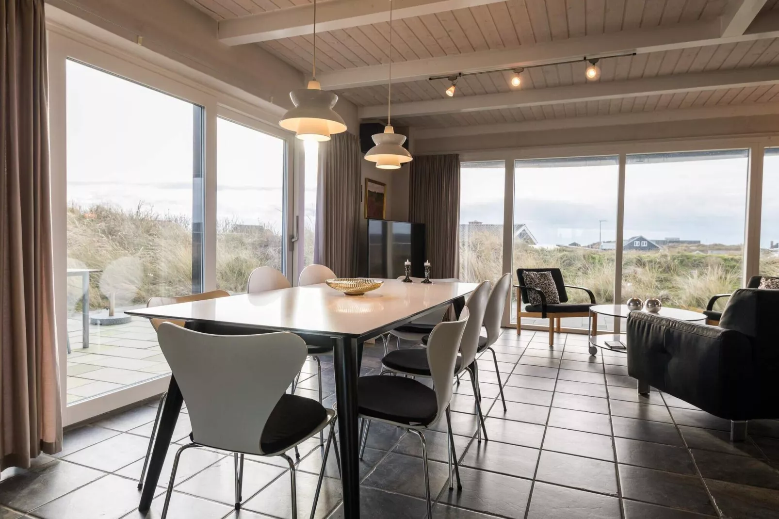 Luxe Panoramische Cottage in Rindby-By Traum-Binnen
