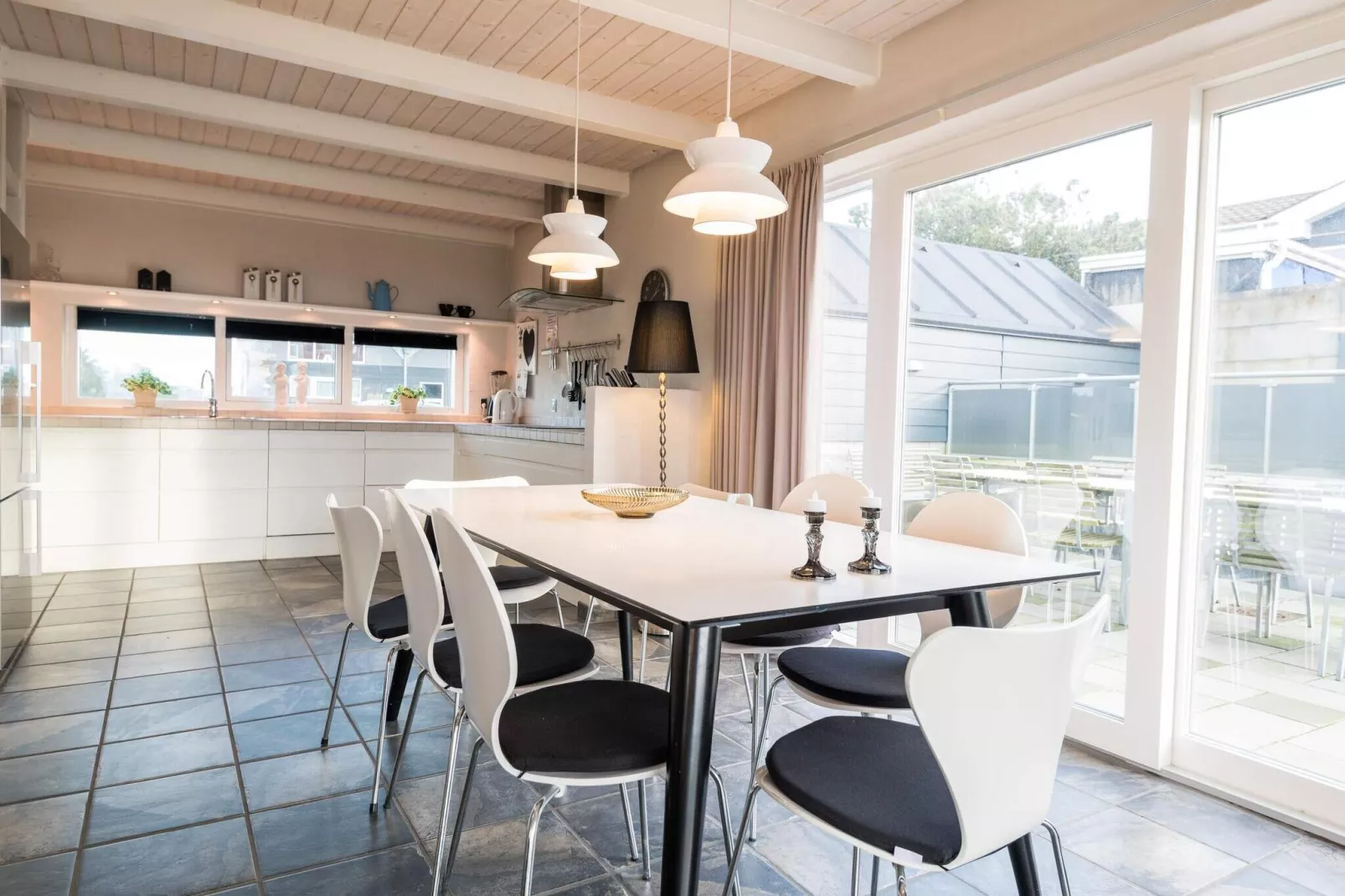 Luxe Panoramische Cottage in Rindby-By Traum-Binnen
