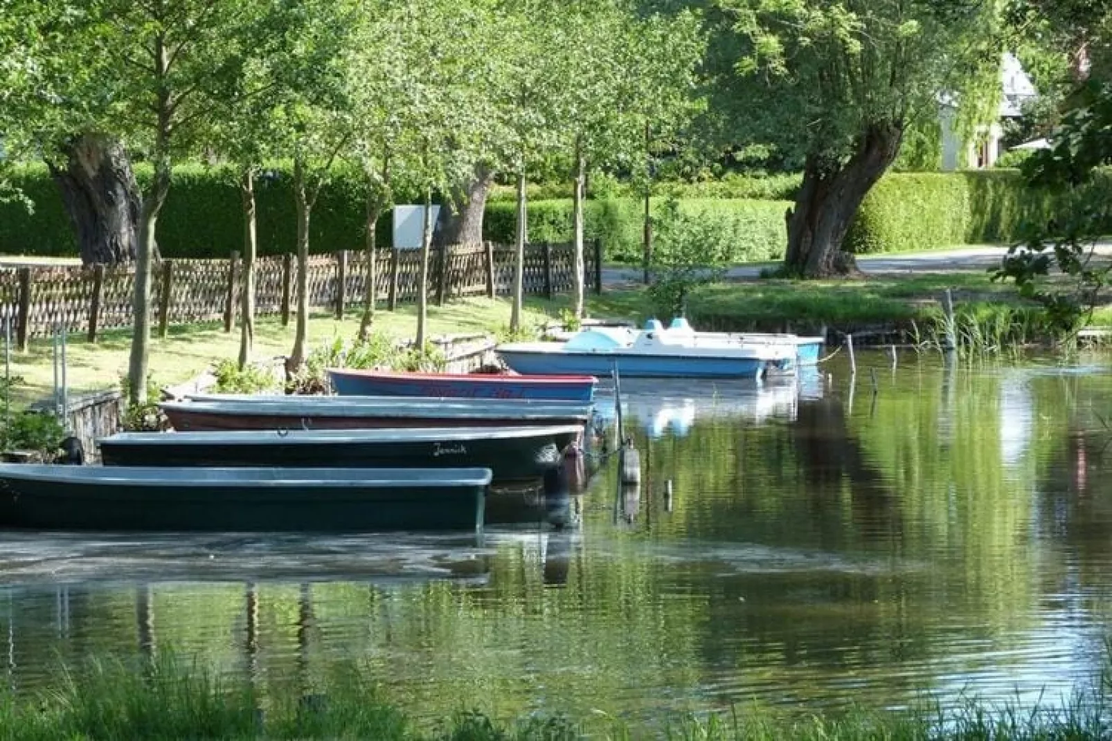Reihenbungalow Nr 10 / Belegung 4 Personen-Gebieden zomer 1km