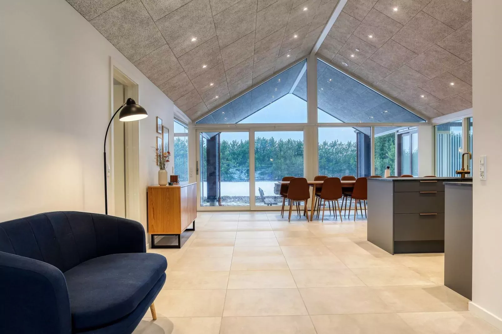 10 persoons vakantie huis in Jerup-By Traum-Binnen