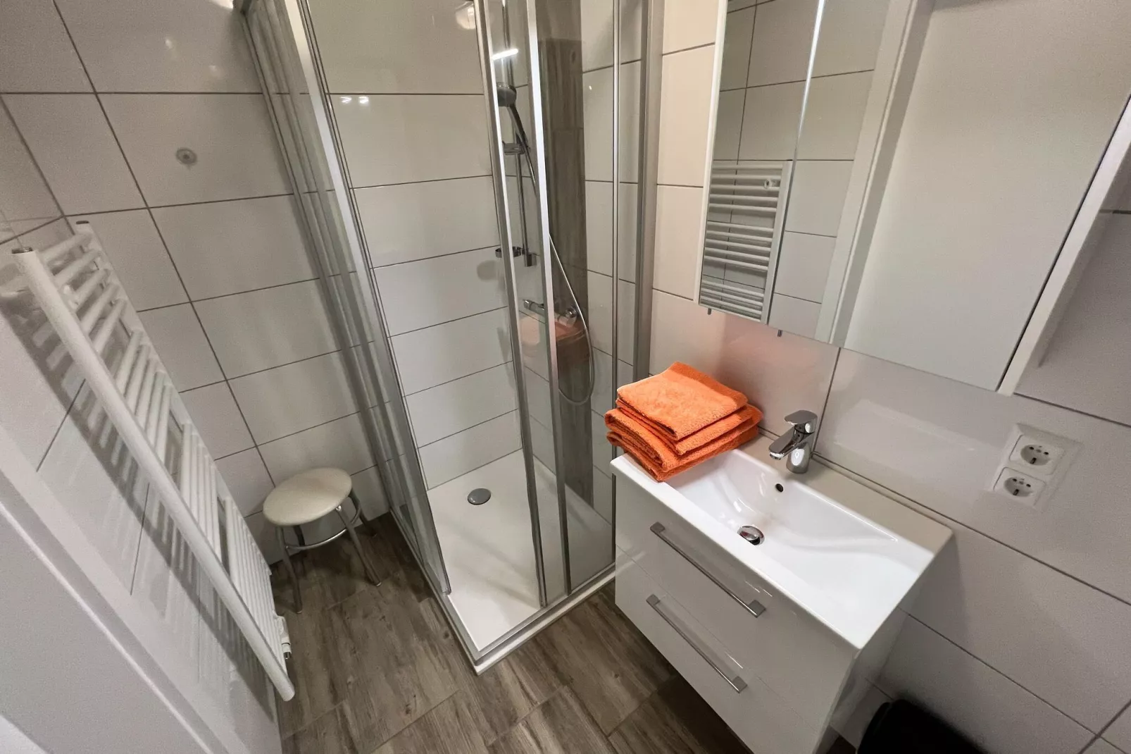 Blasge Zimmer 25m²-Badkamer
